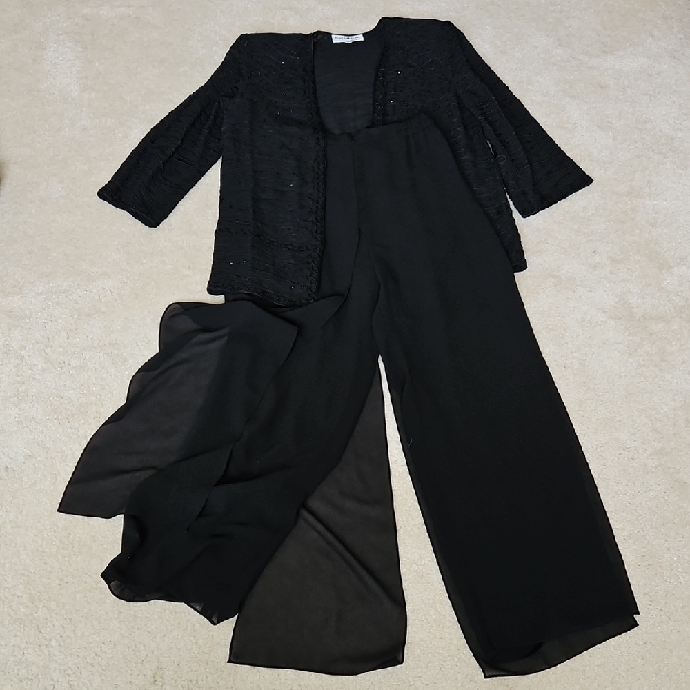NWOT Karen Miller Elegant Black Women's Formal Weare